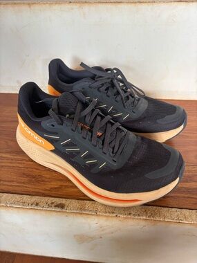 Salomon spectur running shoes